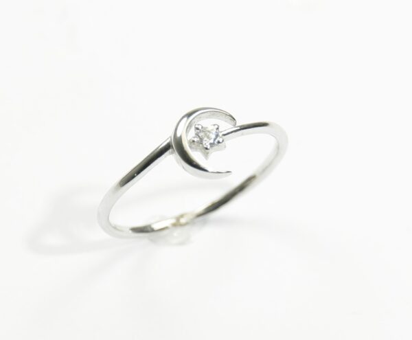 Anel Ouro  19.20 Kilates com  Zirconias