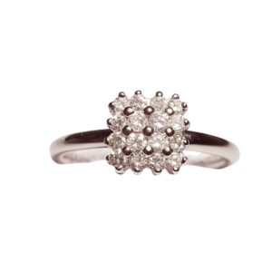 Anel Ouro 19.2 ktes com  Brilhantes