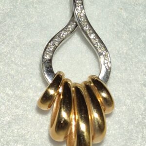 Medalha Ouro   com Brilhantes